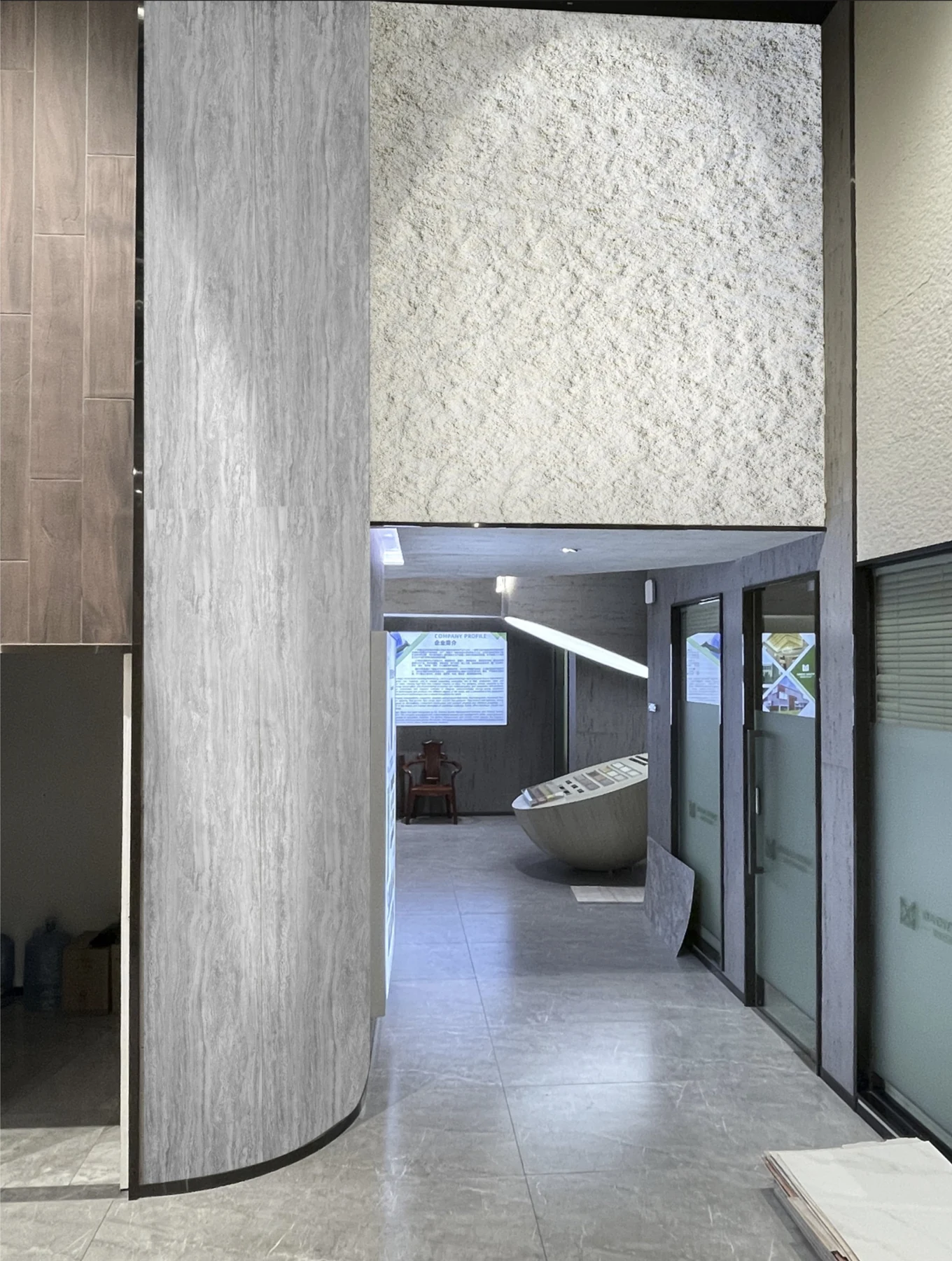 Inspirasi aplikasi Milan Travertine